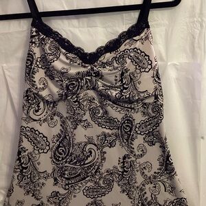 White House Black Market camisole in Paisley design Size Small